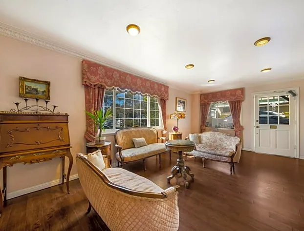 Carmel Inn And Suites hotel detail image 3