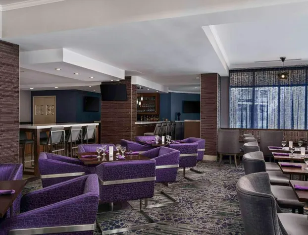 Hilton Garden Inn Calgary Airport hotel detail image 2