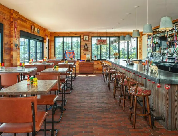 Graduate by Hilton Charlottesville hotel detail image 1