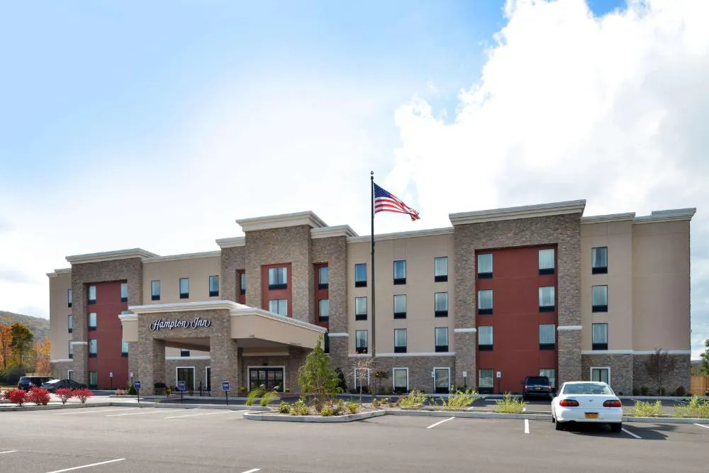 Hampton Inn Corning/Painted Post hotel hero