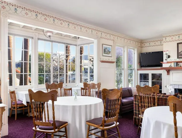 Centrella Hotel, A Kirkwood Collection Hotel hotel detail image 4