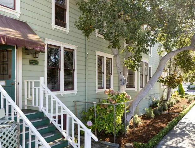 Centrella Hotel, A Kirkwood Collection Hotel hotel detail image 1