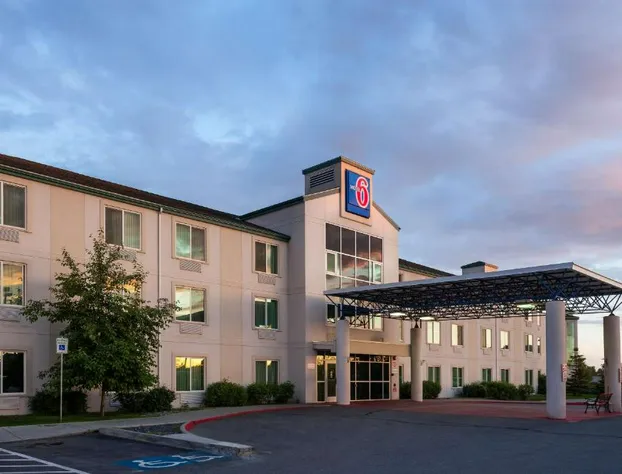 Motel 6 Anchorage, AK - Midtown hotel detail image 1