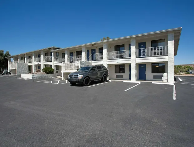 Motel 6 Kingman, AZ - Route 66 West hotel detail image 3