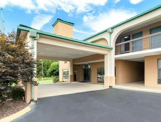 Quality Inn Russellville hotel detail image 2