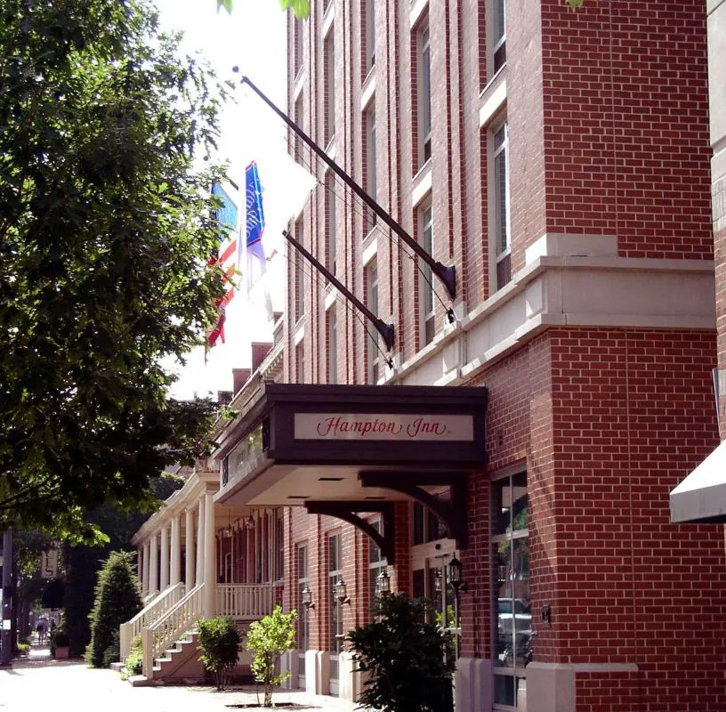 Hampton Inn Alexandria-Old Town/King St. Metro hotel hero