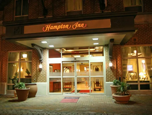 Hampton Inn Alexandria-Old Town/King St. Metro hotel detail image 1