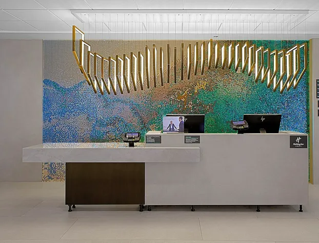 Holiday Inn Chicago – Midway Airport S by IHG hotel detail image 2