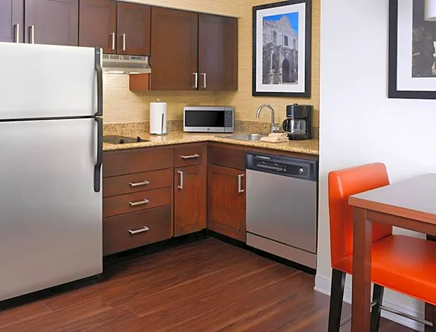Residence Inn By Marriott San Antonio Airport/Alamo Heights hotel detail image 4