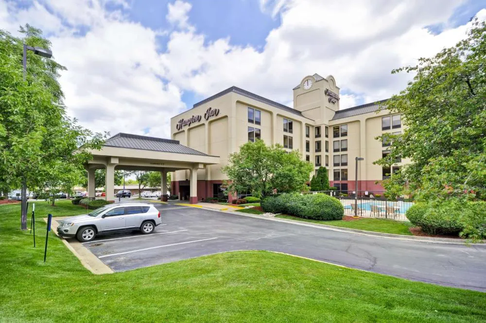 Hampton Inn Kansas City/Overland Park hotel hero