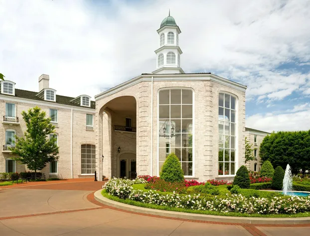 Hilton St. Louis Frontenac hotel detail image 1