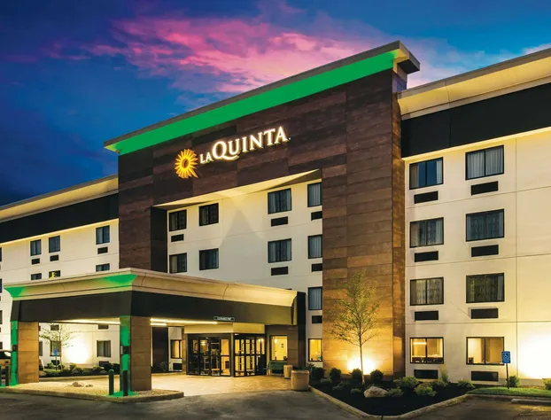 La Quinta Inn & Suites by Wyndham Cincinnati NE - Mason hotel detail image 3