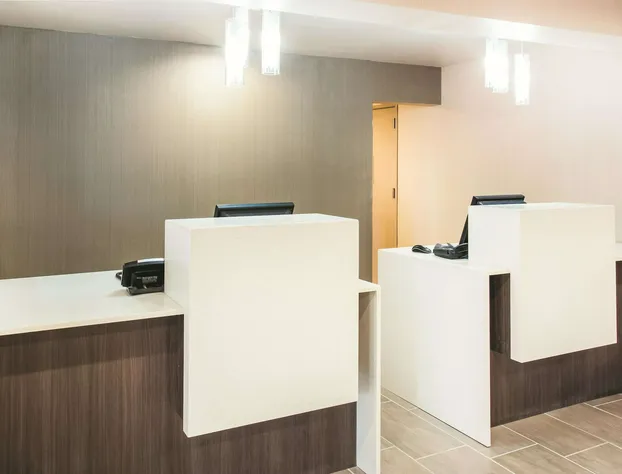 La Quinta Inn & Suites by Wyndham Cincinnati NE - Mason hotel detail image 4