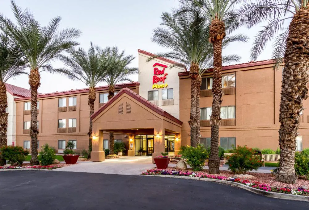 Red Roof Inn PLUS+ Tempe - Phoenix Airport hotel hero