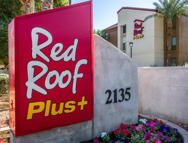 Red Roof Inn PLUS+ Tempe - Phoenix Airport hotel detail image 3