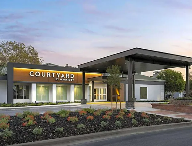 Courtyard by Marriott San Mateo Foster City hotel detail image 1