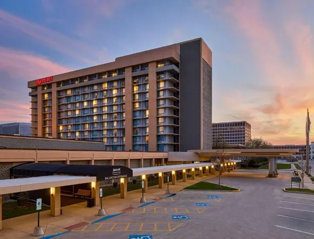 Marriott Chicago O'Hare hotel detail image 2