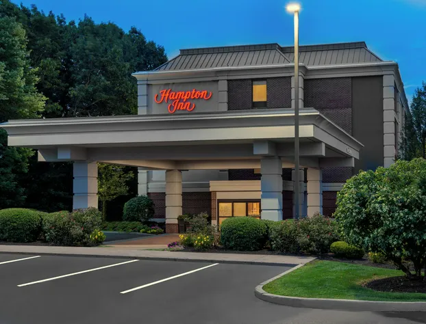 Hampton Inn Hartford/Airport hotel detail image 1