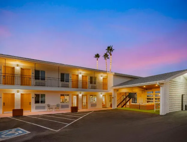 The Kennedy Tucson, SureStay Collection by Best Western hotel detail image 1