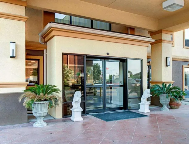 Comfort Inn Corsicana East hotel detail image 4