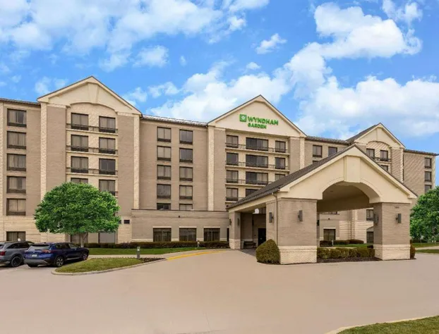 Wyndham Garden Kansas City Airport hotel detail image 1