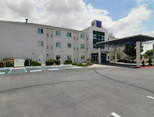 Motel 6 Albuquerque, NM - North hotel detail image 4