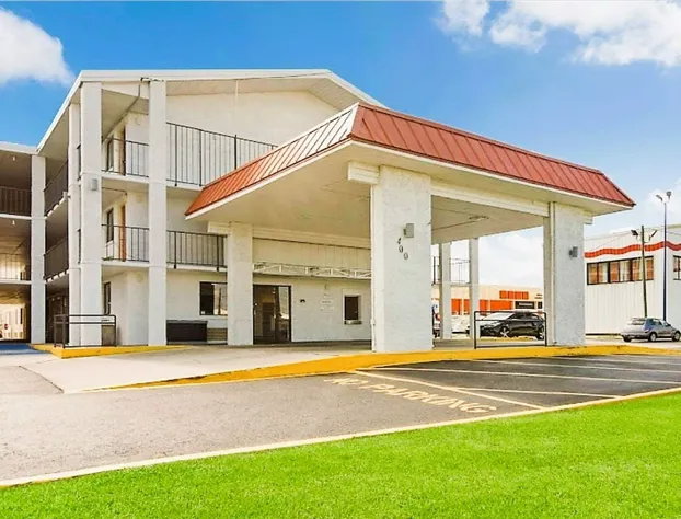 Oyo Hotel Mobile Al I-65 At Airport Blvd hotel detail image 4