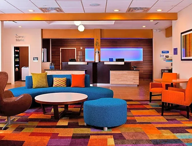 Fairfield Inn & Suites by Marriott Houston Hobby Airport. hotel detail image 4