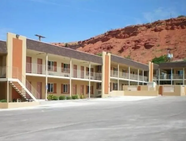 Economy Inn & Suites hotel detail image 2