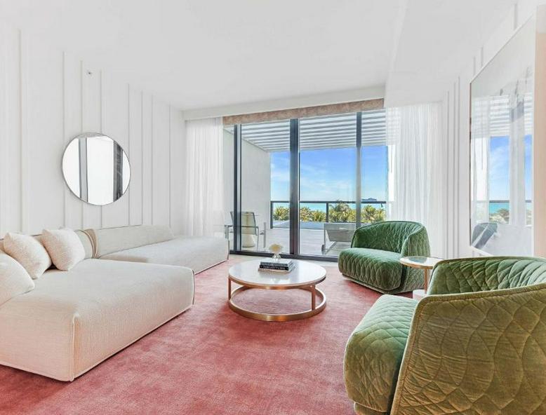 W South Beach hotel detail image 4