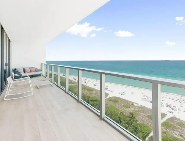 W South Beach hotel detail image 3