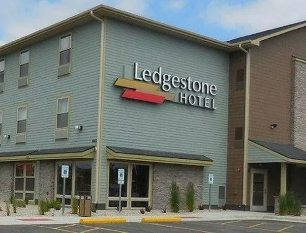 Ledgestone Suites Hotel Billings hotel detail image 2
