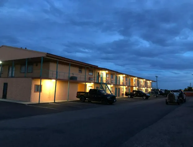 Royal inn hotel detail image 4