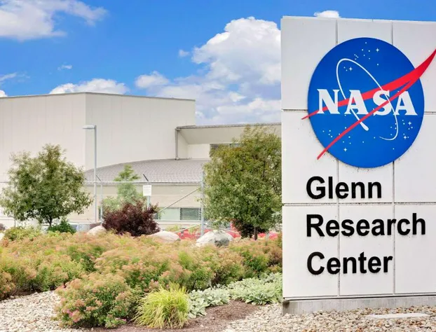 Ramada by Wyndham Cleveland Airport West hotel detail image 1