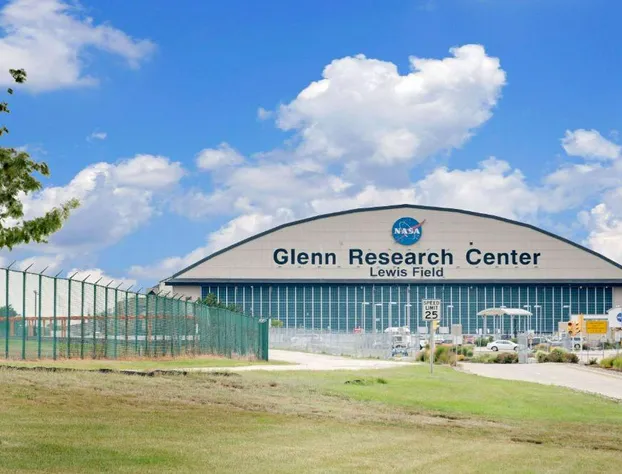 Ramada by Wyndham Cleveland Airport West hotel detail image 2