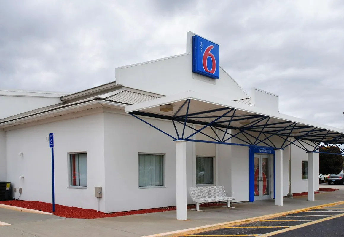 Motel 6 Seekonk, MA - Providence East hotel hero