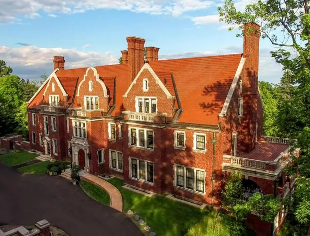 Holiday Inn Express & Suites Duluth North - Miller Hill by IHG hotel detail image 4