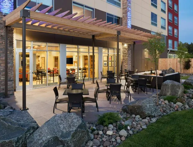 Holiday Inn Express & Suites Duluth North - Miller Hill by IHG hotel detail image 3