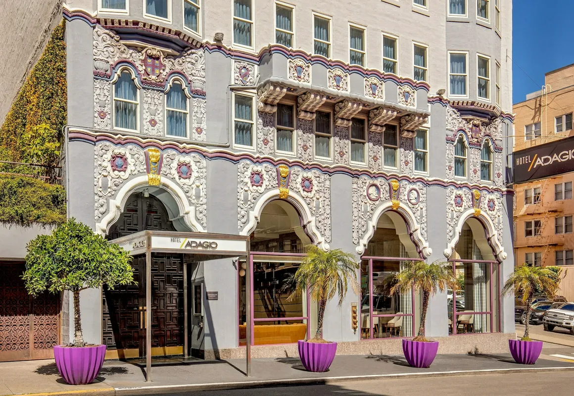 Hotel Adagio, Autograph Collection hotel hero