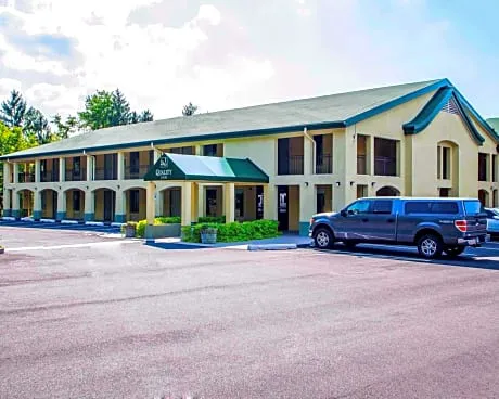 McIntosh Inn hotel detail image 1