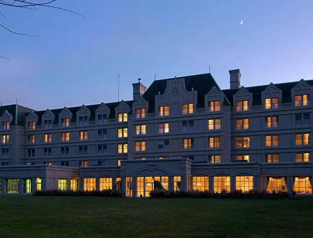 Hilton Pearl River hotel detail image 1