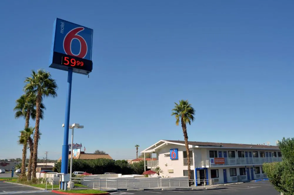 Motel 6 Palm Desert, CA - Palm Springs Area hotel hero