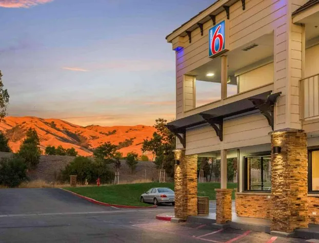 Motel 6 Fremont, CA - South hotel detail image 1