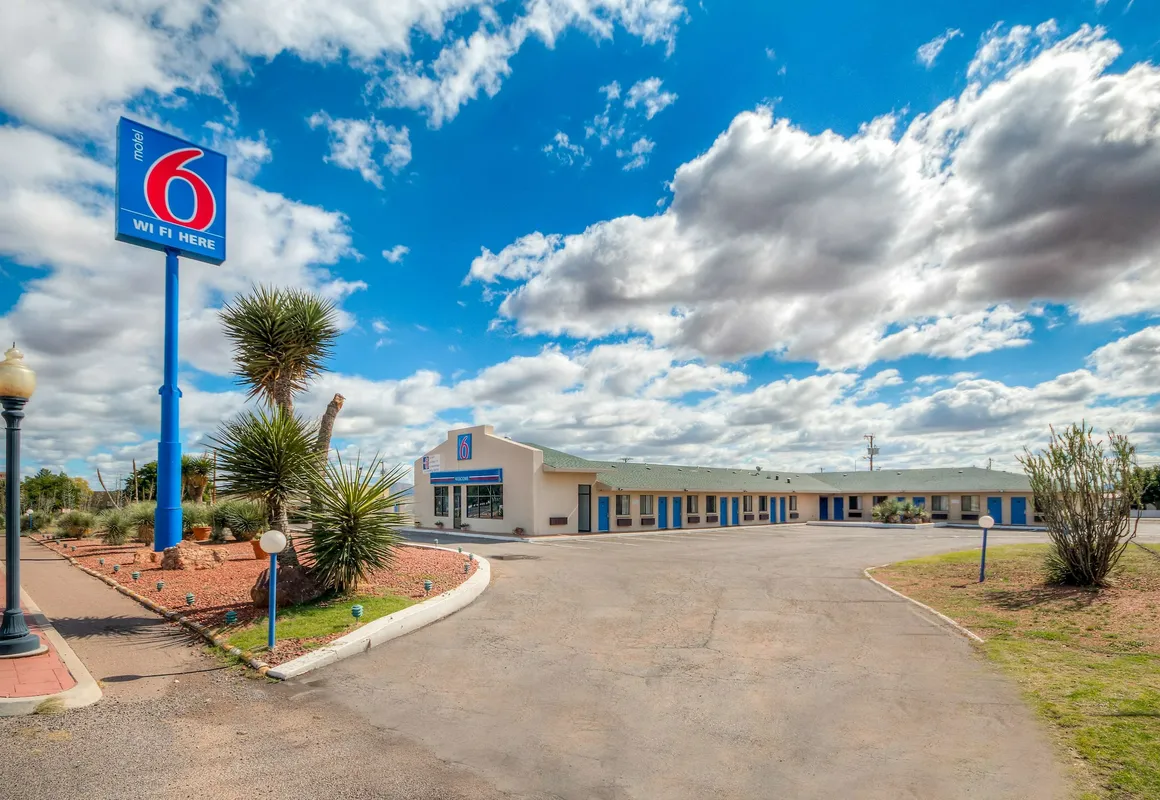 Motel 6 Van Horn, TX hotel hero