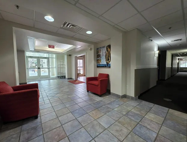 Econo Lodge Hot Springs South hotel detail image 4