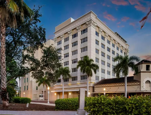 The Banyan Hotel Fort Myers, Tapestry Collection by Hilton hotel detail image 1