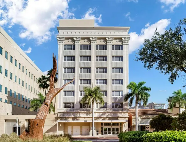 The Banyan Hotel Fort Myers, Tapestry Collection by Hilton hotel detail image 2