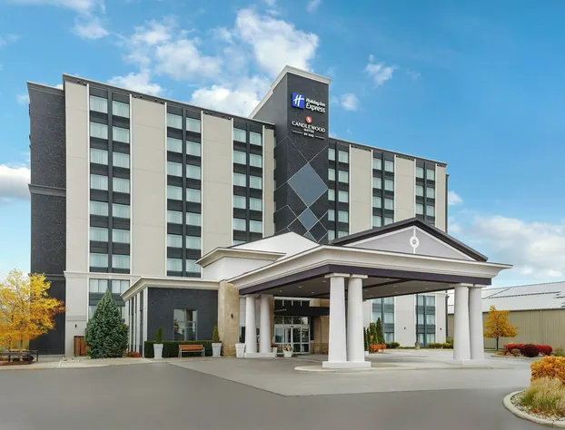 Holiday Inn Express & Suites Chatham South by IHG hotel detail image 1