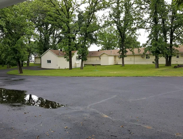 Budget Host Inn hotel detail image 4