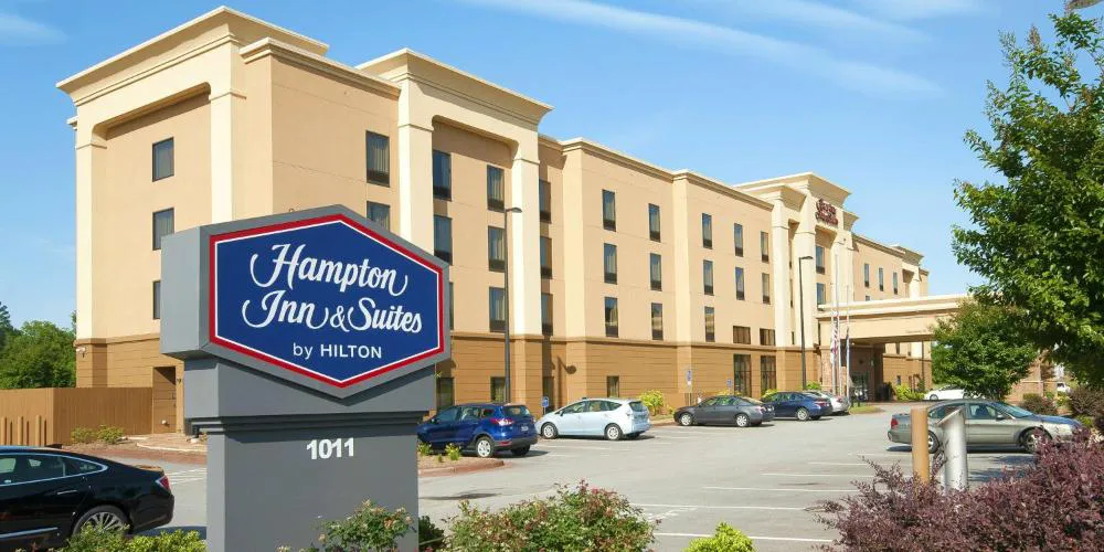 Hampton Inn & Suites Seneca-Clemson Area hotel hero
